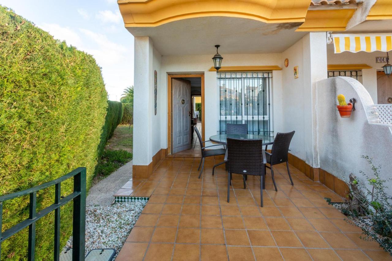 Pool-Side Townhouse In Cabo Roig Villa Orihuela Eksteriør billede