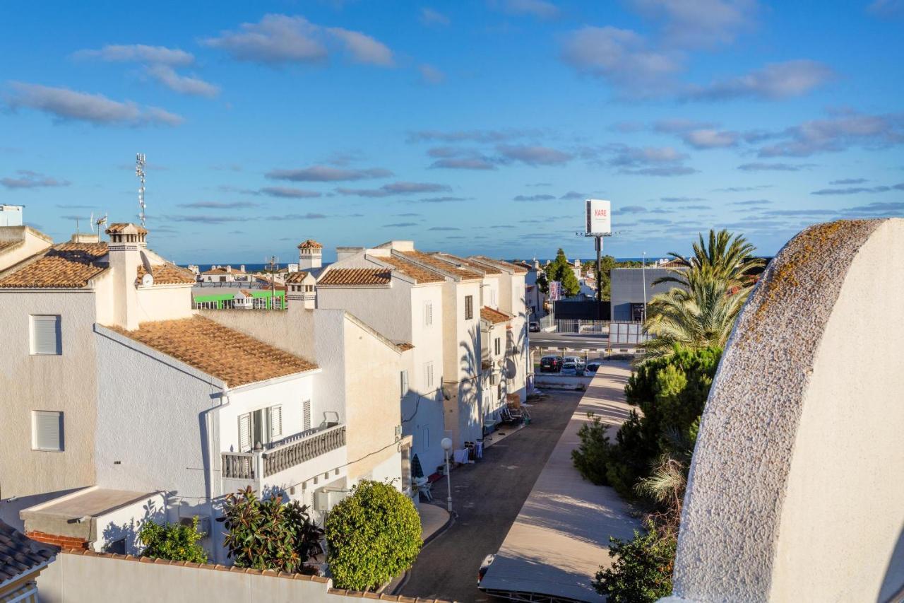 Pool-Side Townhouse In Cabo Roig Villa Orihuela Eksteriør billede